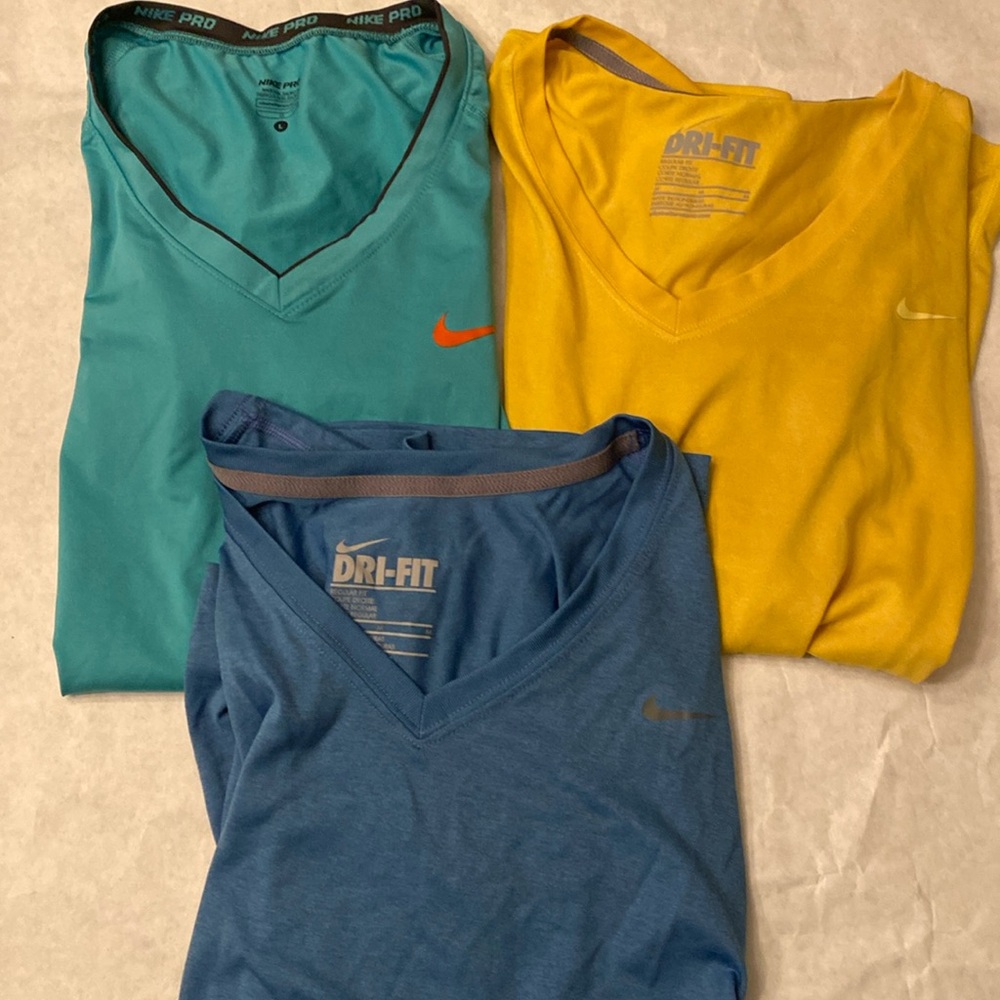 Nike Dri-Fit Bundle blue (m) yellow (m) green (l) tees